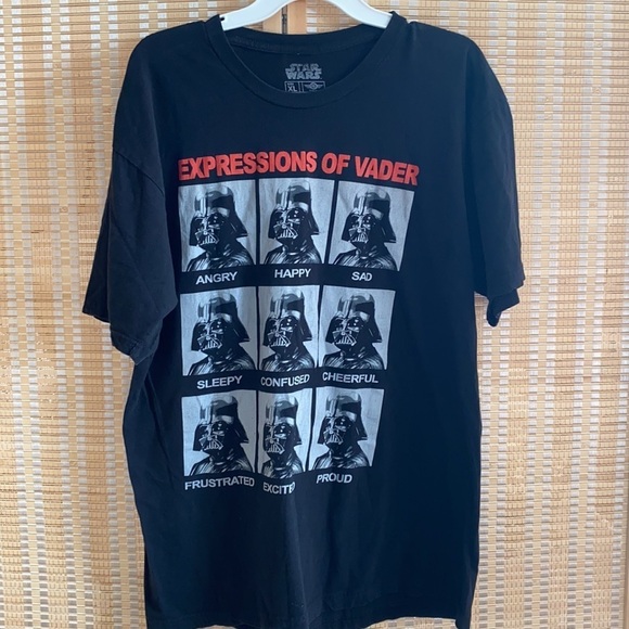STARS WARS DARK VADER EXPRESSIONS OF VADER GRAPHIC TEE SZ XL - Picture 3 of 4